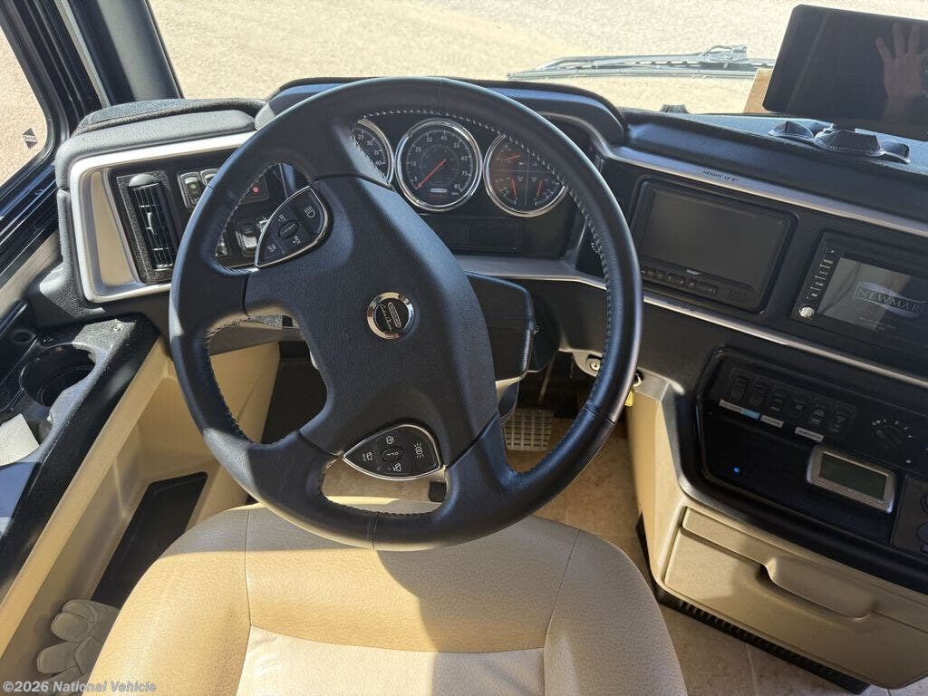 Used 2018 Newmar Ventana 4037 available in Green Valley, Arizona