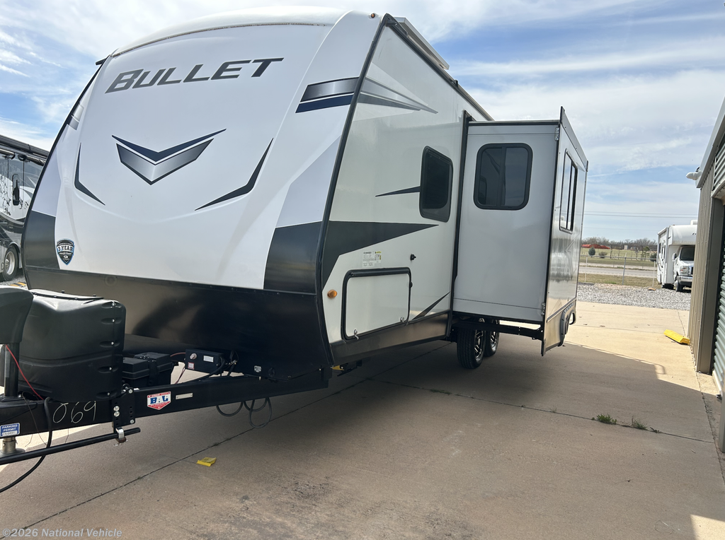 2022 Keystone Bullet Ultra Lite 221RBS - Used Travel Trailer For Sale by National Vehicle in Edmond, Oklahoma