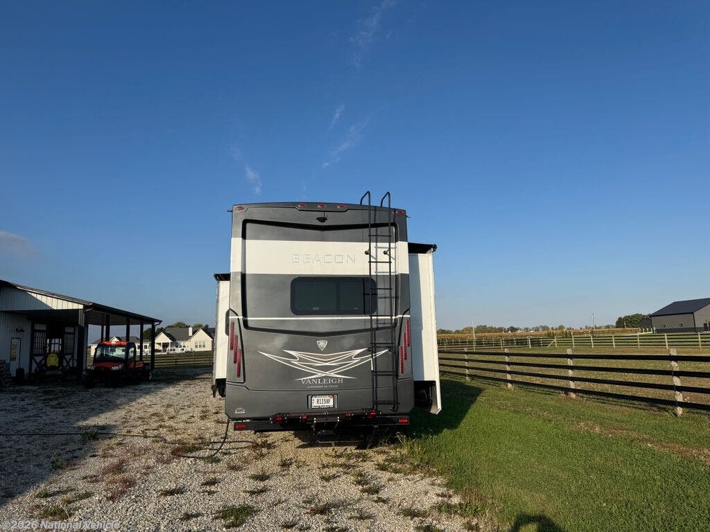 2022 Beacon 41LKB by Vanleigh from National Vehicle in Cicero, Indiana