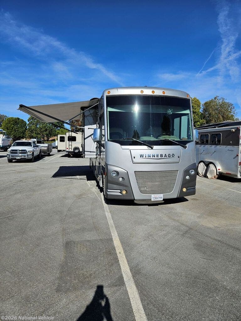 2017 Vista LX 27N by Winnebago from National Vehicle in Camarillo, California