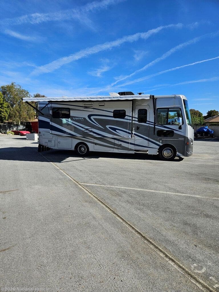 2017 Winnebago Vista LX 27N - Used Class A For Sale by National Vehicle in Camarillo, California