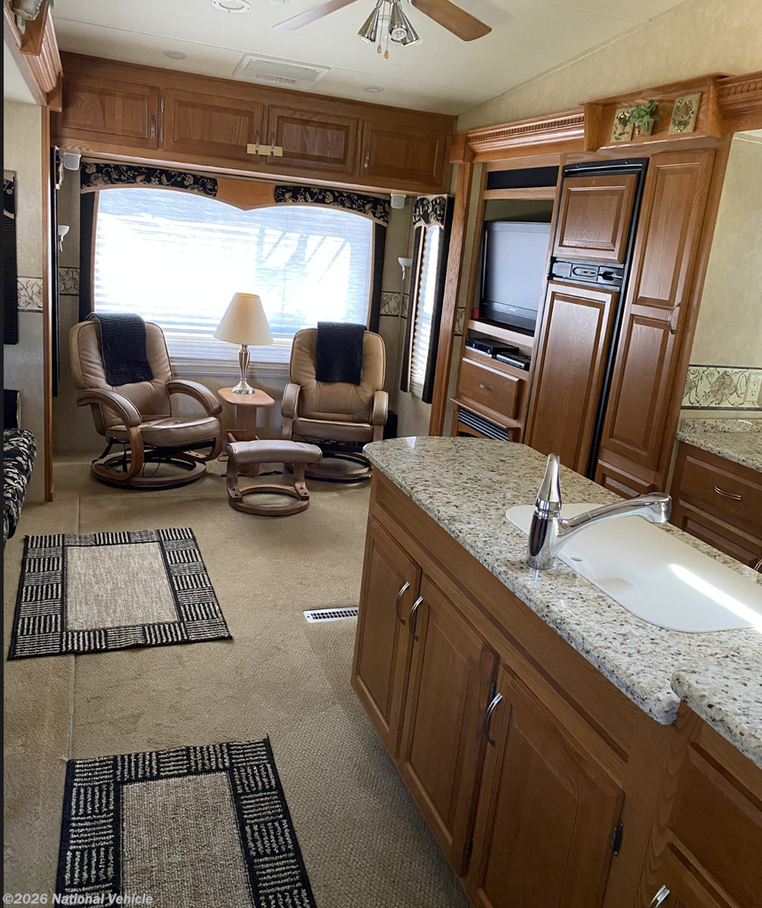 Used 2008 Dutchmen Grand Junction 35TMS available in Simi Valley, California