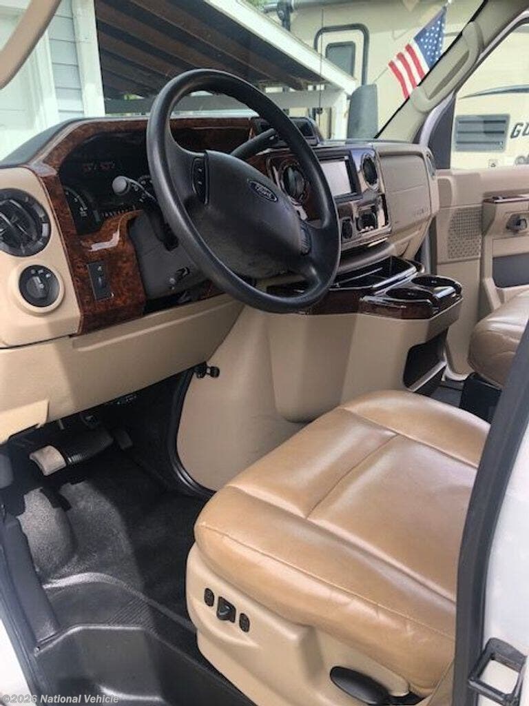 2019 Viper 25V by Nexus from National Vehicle in Rock Springs, Wyoming