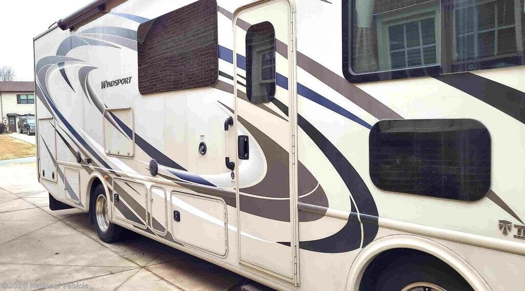 Used 2018 Thor Motor Coach Windsport 29M available in Huntersville, North Carolina