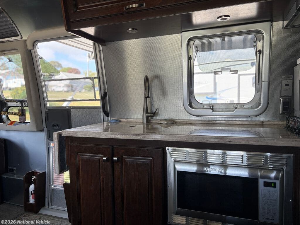 2018 Classic 30RB Queen by Airstream from National Vehicle in Cumberland, Rhode Island