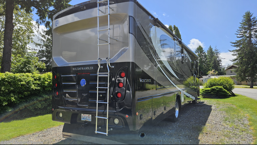 2018 Holiday Rambler Vacationer 35K - Used Class A For Sale by National Vehicle in Lynden, Washington