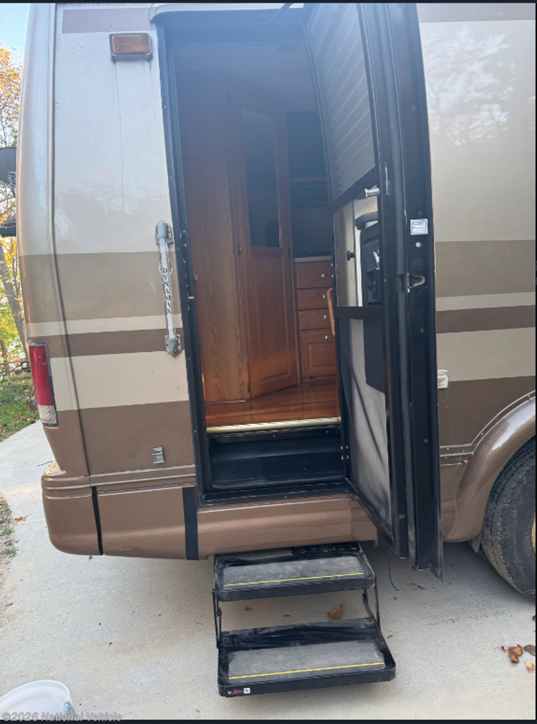 2005 Dynamax Corp Sport Sedan Isata  254 - Used Class C For Sale by National Vehicle in Deer River, Minnesota