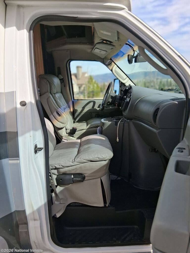 Used 2004 Chinook Glacier LE available in Midway, Utah