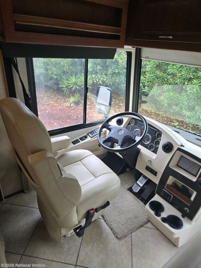 2014 Solei 34T by Itasca from National Vehicle in Los Gatos, California