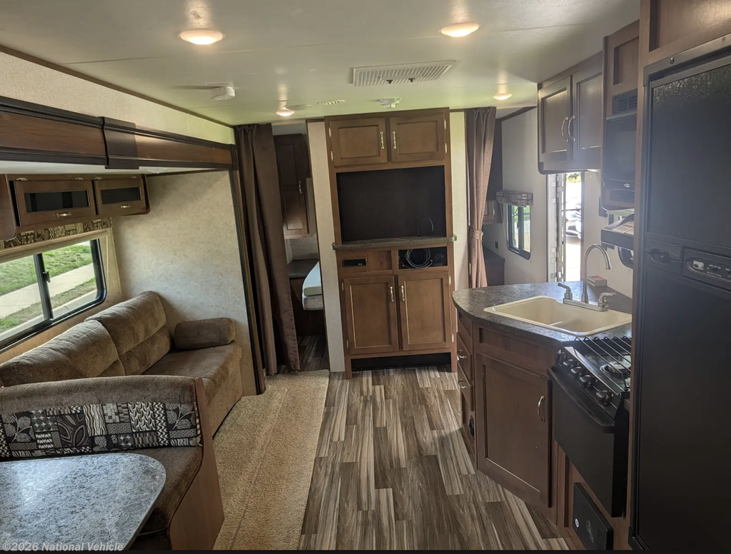 2017 Jay Flight SLX 267BHSW by Jayco from National Vehicle in Knoxville, Tennessee