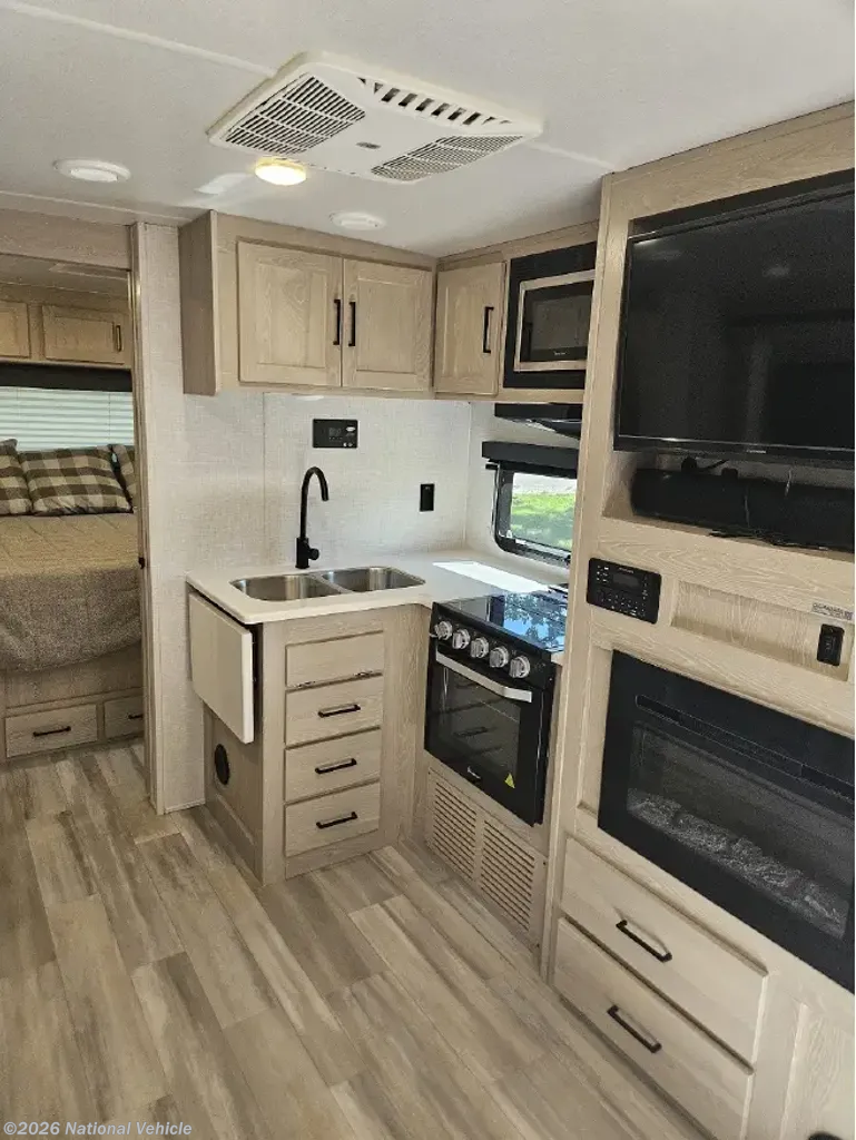 Used 2021 Forest River Flagstaff Micro Lite 25FBLS available in Kingsland, Texas
