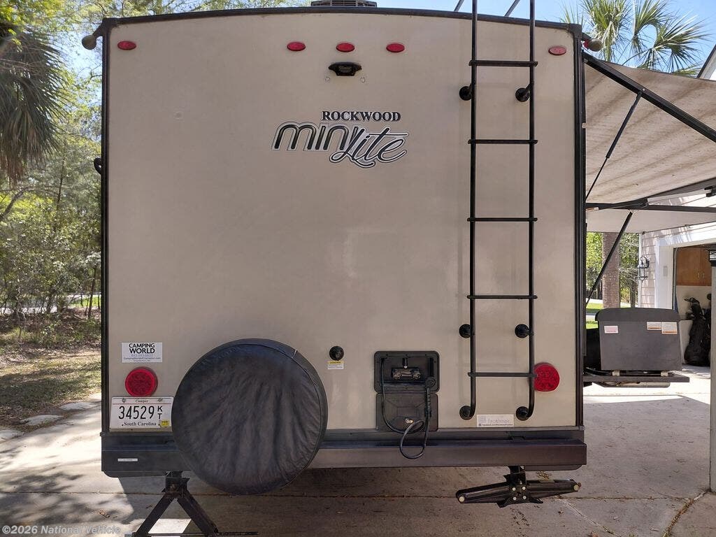2019 Forest River Rockwood Mini Lite 2507S - Used Travel Trailer For Sale by National Vehicle in Mt Pleasant, South Carolina