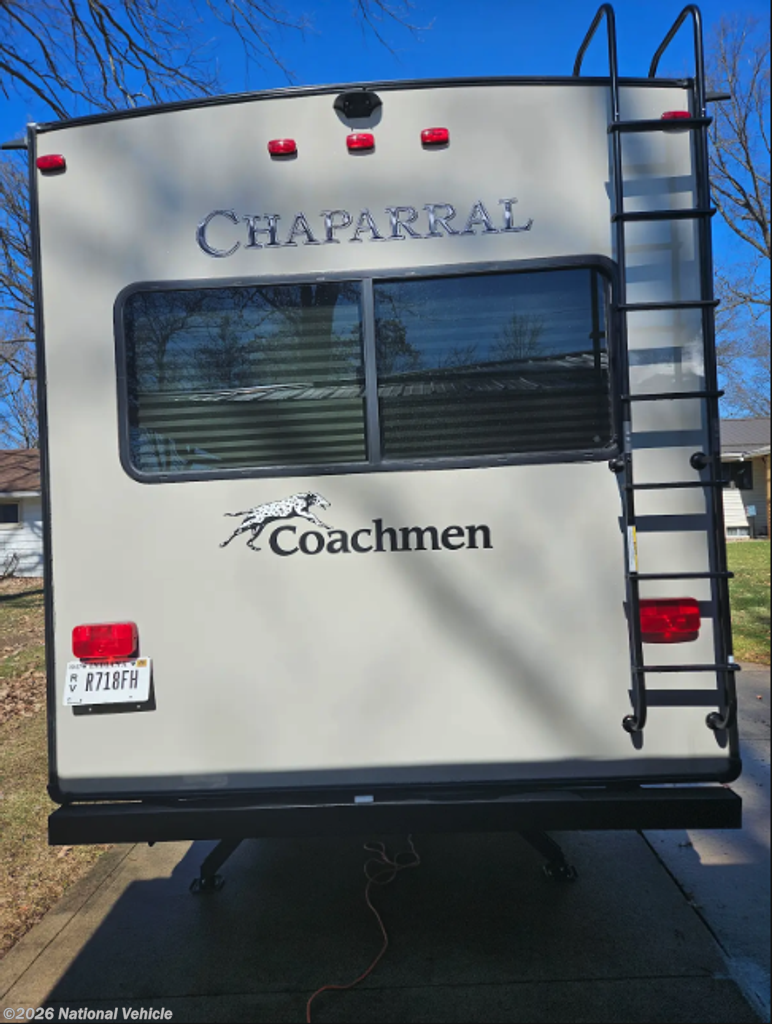 2019 Coachmen Chaparral Lite 285RLS - Used Fifth Wheel For Sale by National Vehicle in Fort Wayne, Indiana