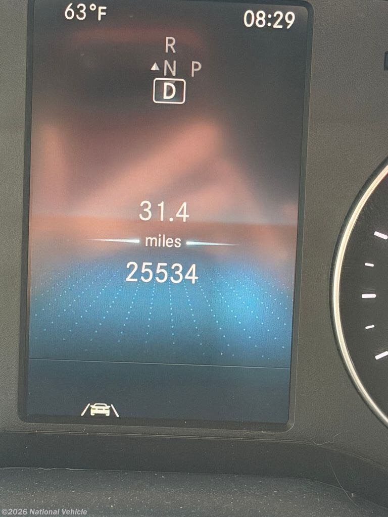 2021 Unity U24MB by Leisure Travel from National Vehicle in Franklin, Tennessee