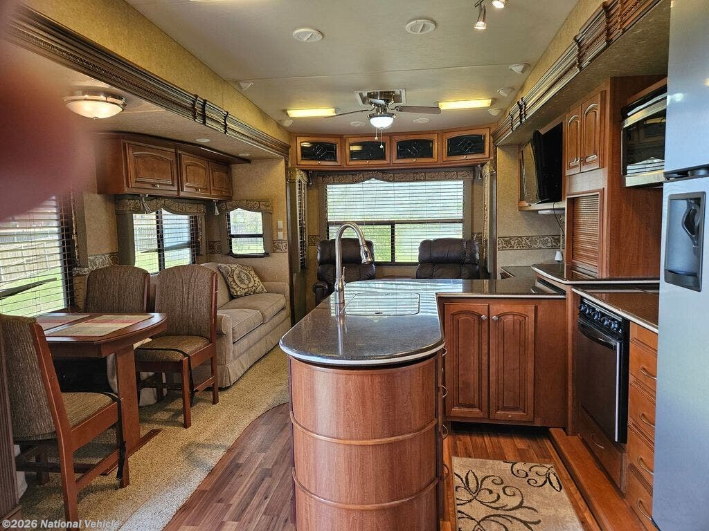 2011 Heartland Landmark Grand Canyon - Used Fifth Wheel For Sale by National Vehicle in Midlothian, Texas