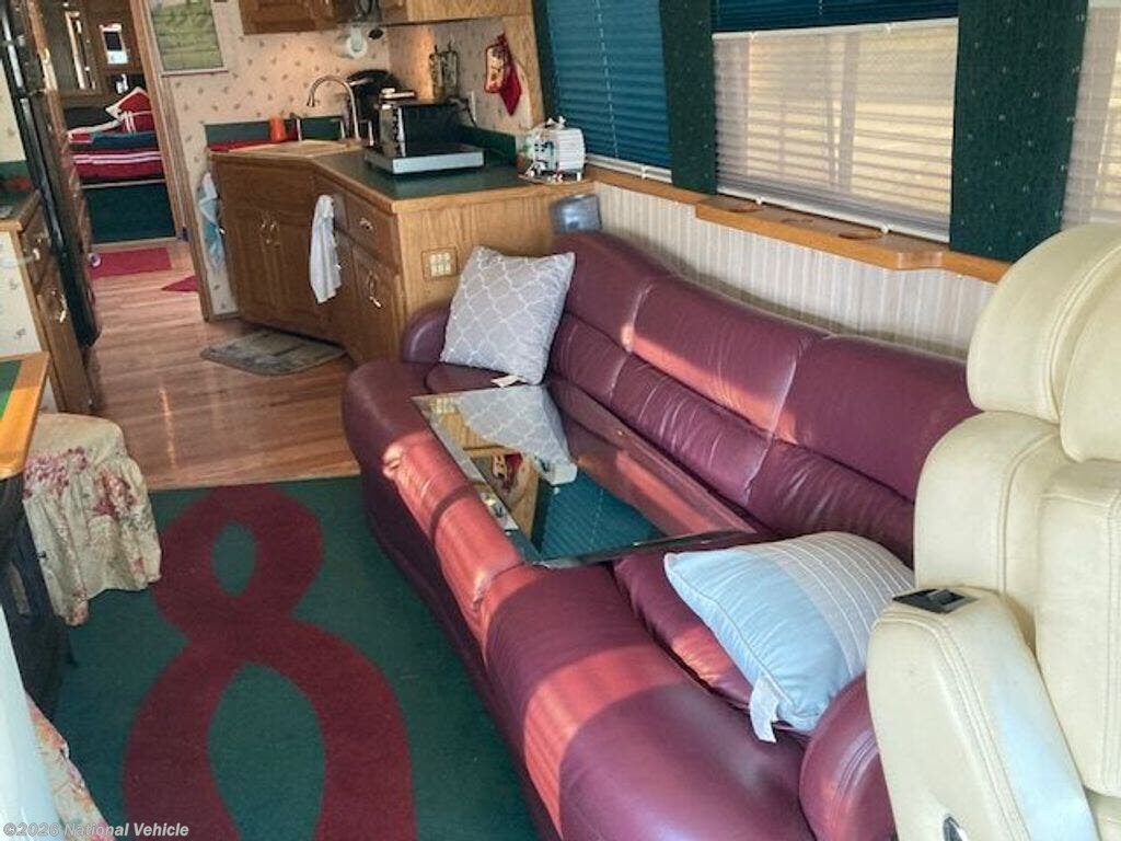 Used 1990 Prevost Le Mirage available in Homestead, Florida