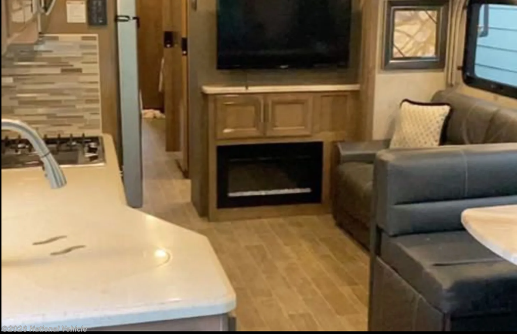 2020 Miramar 37.1 by Thor Motor Coach from National Vehicle in Cornelius, Oregon