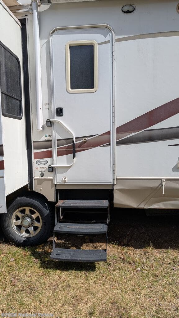 Used 2009 Keystone Challenger 35CKQ available in Ortonville, Michigan