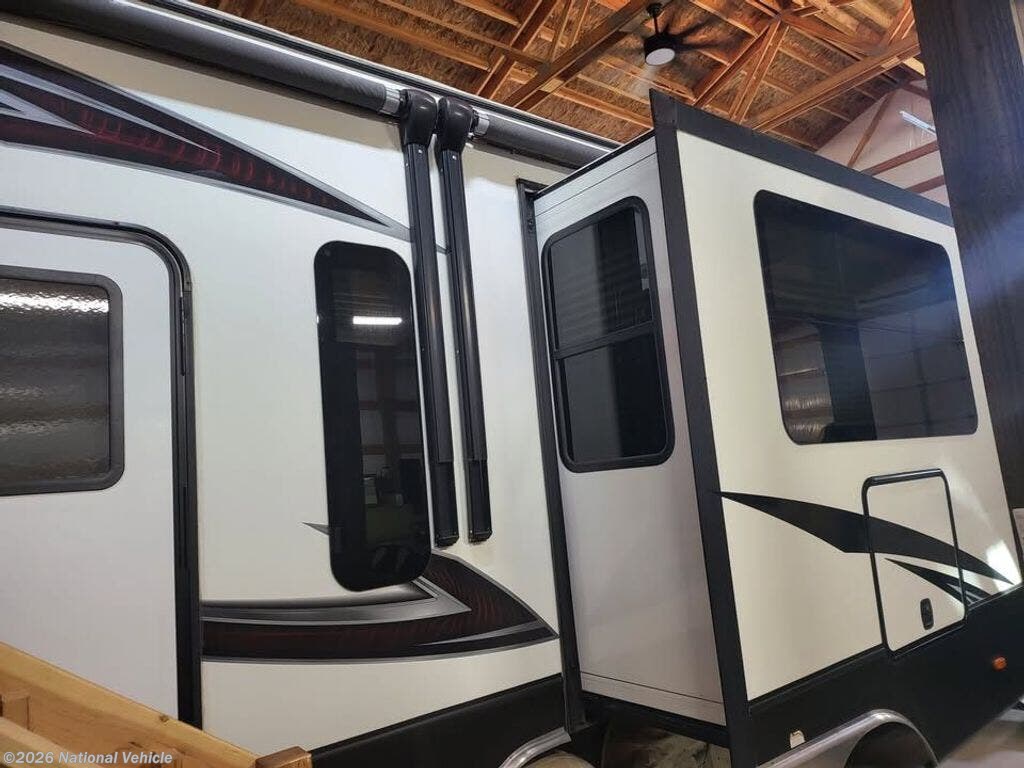 2018 Dutchmen Voltage 3655 - Used Toy Hauler For Sale by National Vehicle in Spokane, Washington