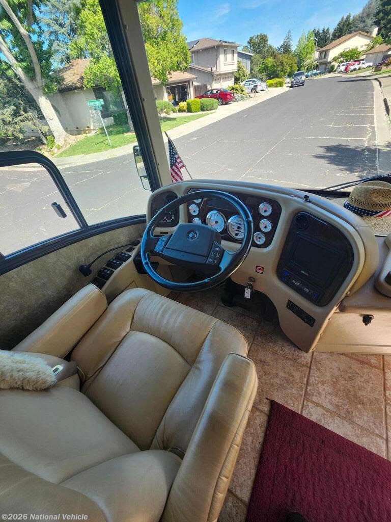 Used 2006 Country Coach Inspire 360 Davinci available in Fairfield, California
