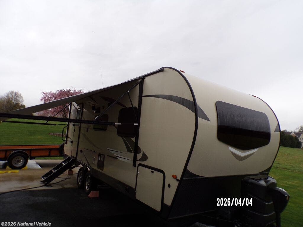 2019 Forest River Flagstaff Micro Lite 25FBLS - Used Travel Trailer For Sale by National Vehicle in Carlisle, Pennsylvania