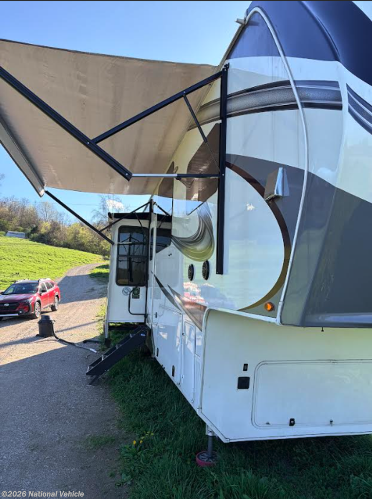2022 Grand Design Solitude 390RK-R - Used Fifth Wheel For Sale by National Vehicle in Aurora, Indiana