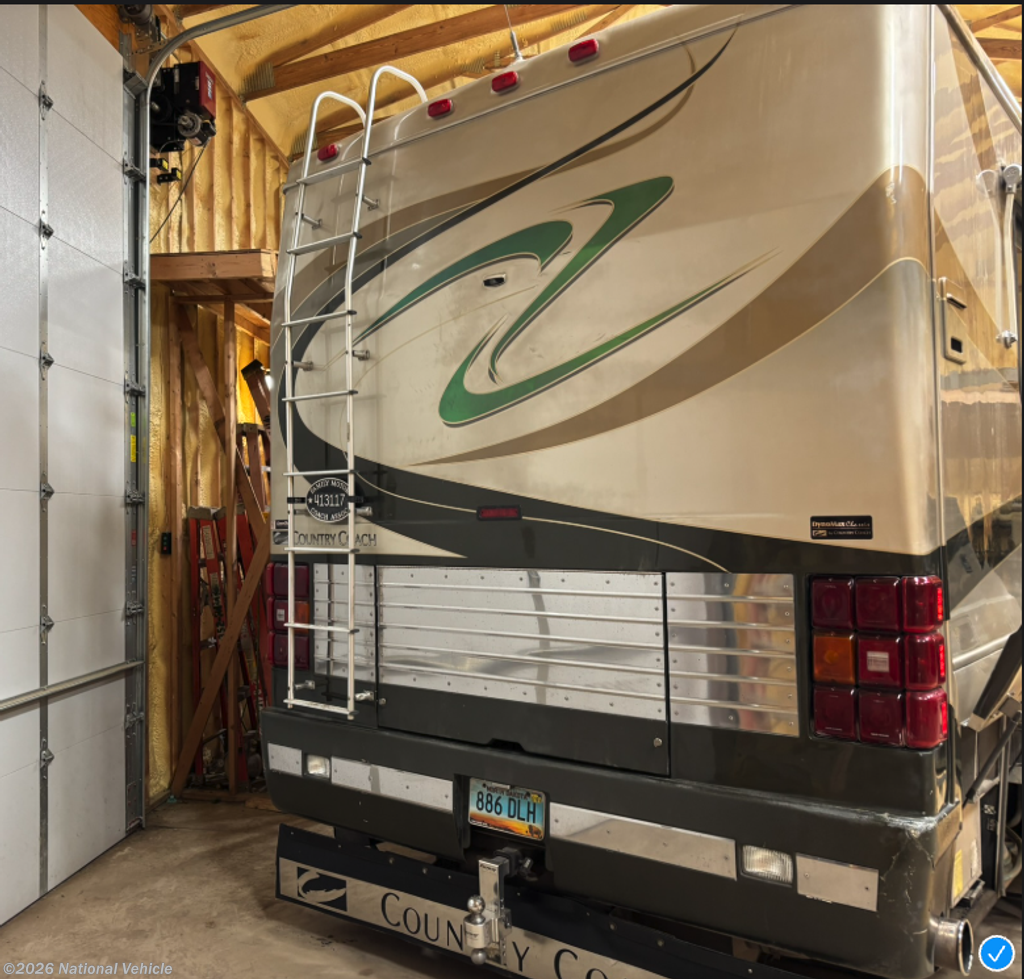 2003 Country Coach Magna Chalet - Used Class A For Sale by National Vehicle in Grafton, North Dakota
