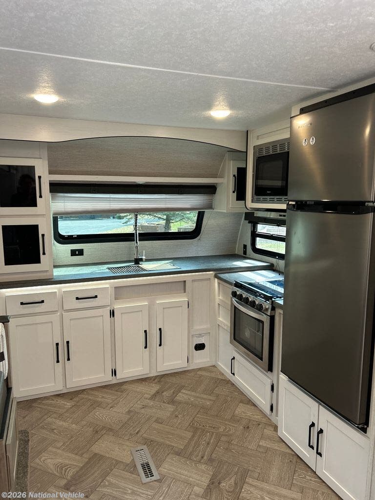 Used 2022 Palomino Puma 31FKRK available in Jordan, Minnesota