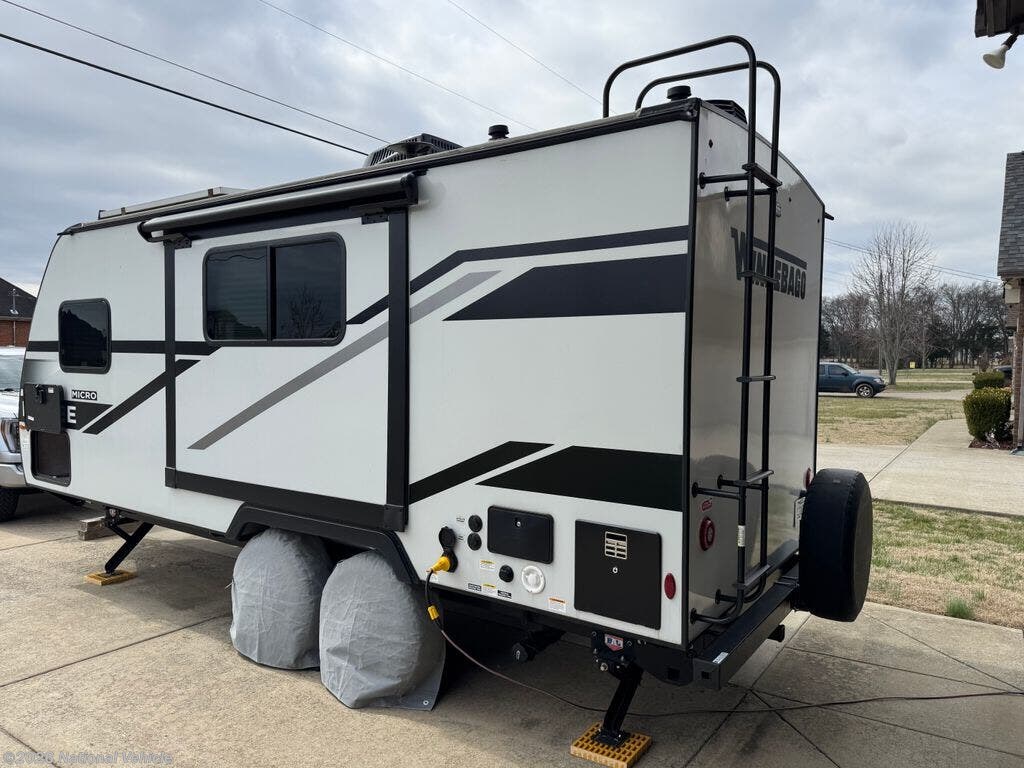 2023 Winnebago Micro Minnie 2108TB - Used Travel Trailer For Sale by National Vehicle in Murfreesboro, Tennessee