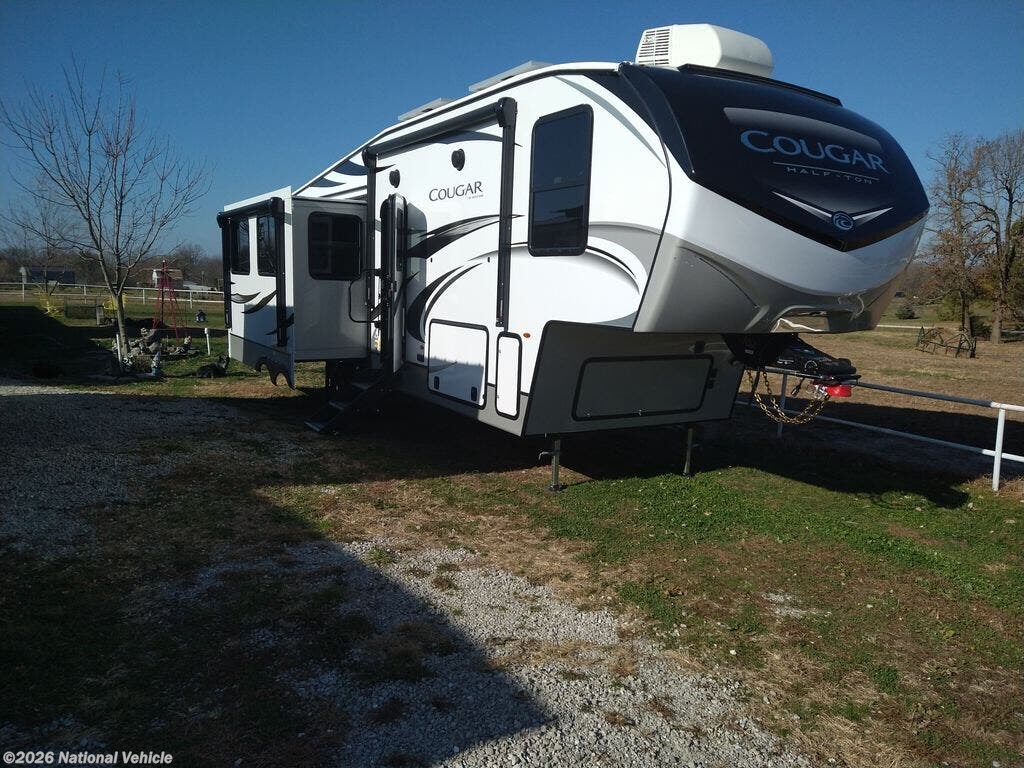 2022 Keystone Cougar Half-Ton 29RLI - Used Fifth Wheel For Sale by National Vehicle in Halfway, Missouri