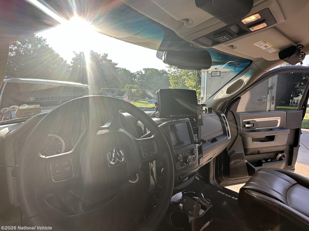 2019 Isata 5 36DSD 4x4 by Dynamax Corp from National Vehicle in Waukesha, Wisconsin