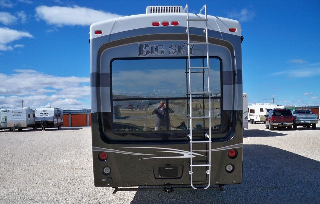 2012 Keystone Montana Big Sky 3750FL - Used Fifth Wheel For Sale by National Vehicle in Evansville, Wyoming
