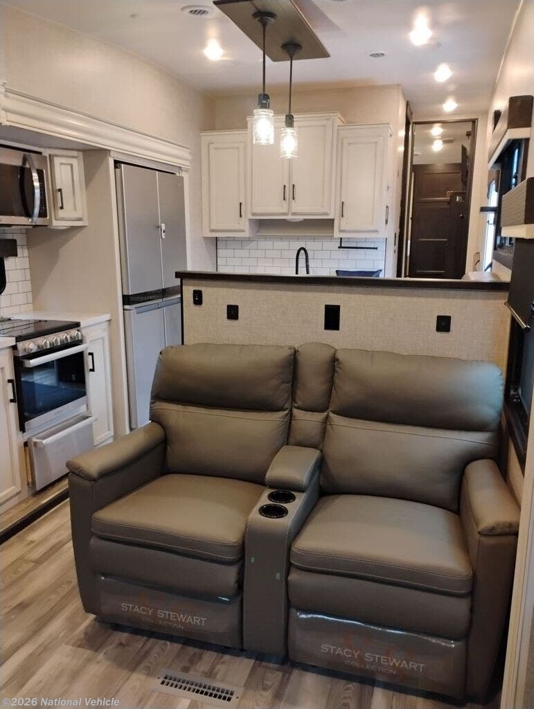 Used 2022 Jayco Eagle 335RDOK available in Chelmsford, Massachusetts