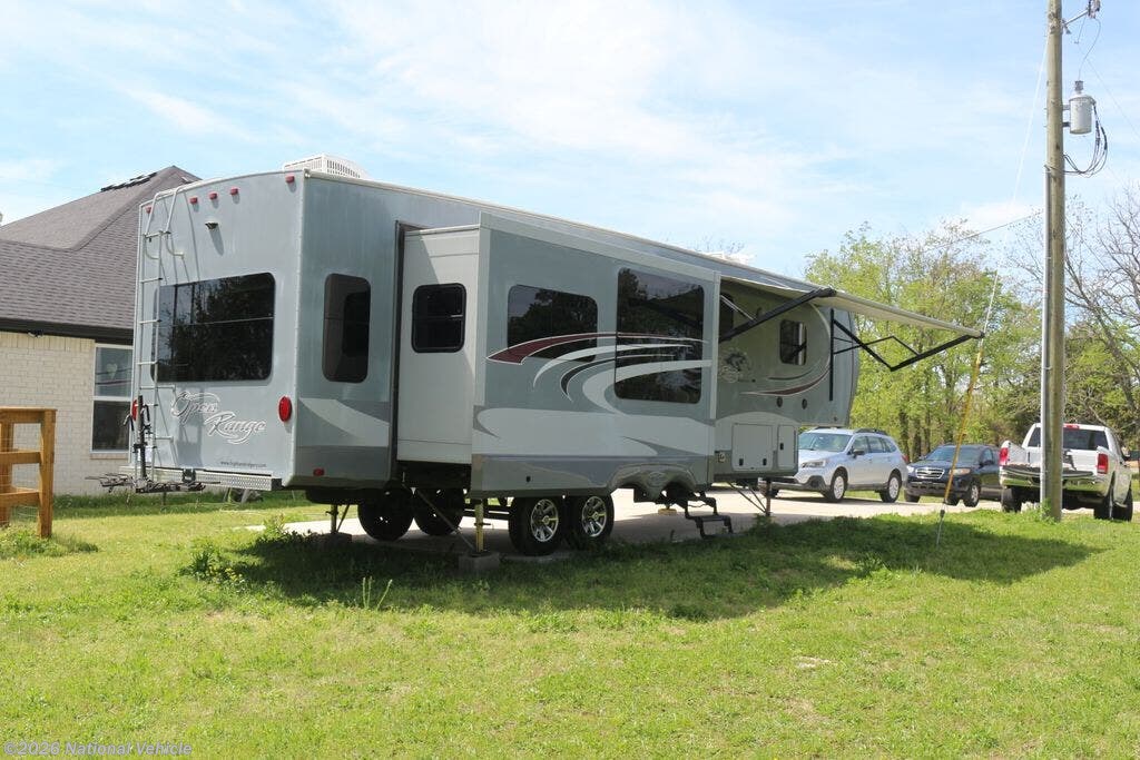 2016 Roamer RF348RLS by Highland Ridge from National Vehicle in Siloam Springs, Arkansas