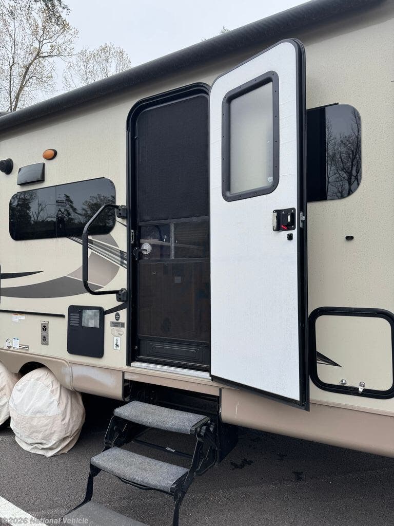 Used 2018 Forest River Rockwood Mini Lite 2509S available in Charlotte Hall, Maryland