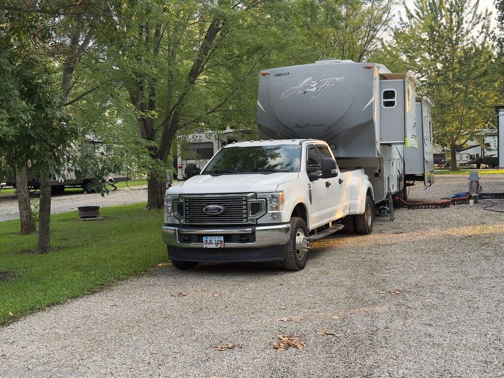 2014 Northwood Arctic Fox Silver Fox 32-5M - Used Fifth Wheel For Sale by National Vehicle in Quartzsite, Arizona