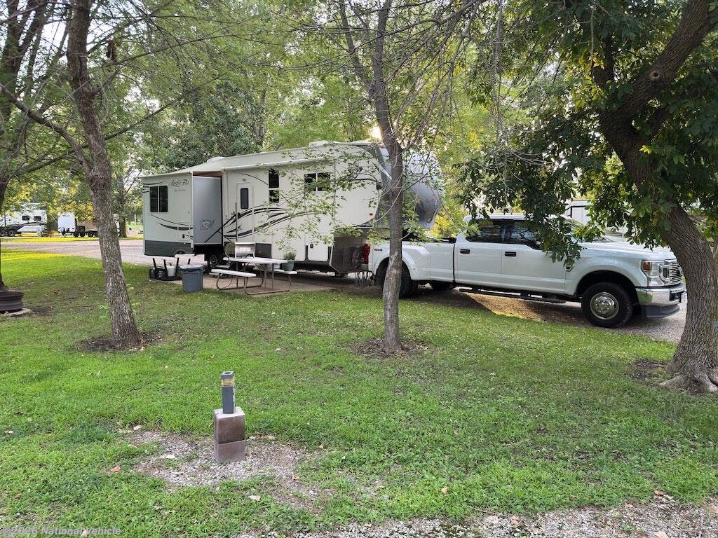 2014 Arctic Fox Silver Fox 32-5M by Northwood from National Vehicle in Quartzsite, Arizona