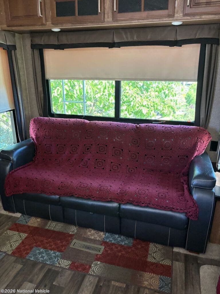 Used 2016 Keystone Montana 3160RL available in Paso Robles, California