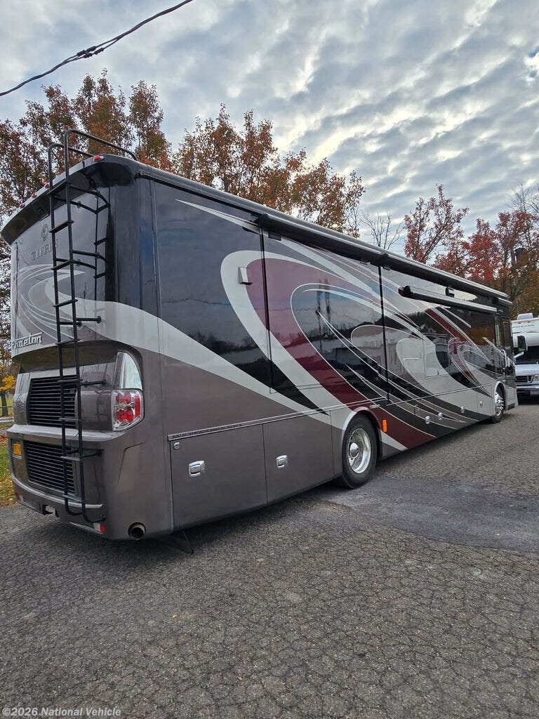 2016 Tiffin Phaeton 40AH - Used Class A For Sale by National Vehicle in Cobleskill, New York