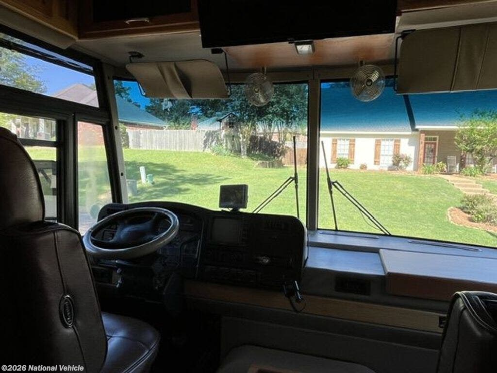 Used 2001 Winnebago Suncruiser Itasca  35U available in Brandon, Mississippi
