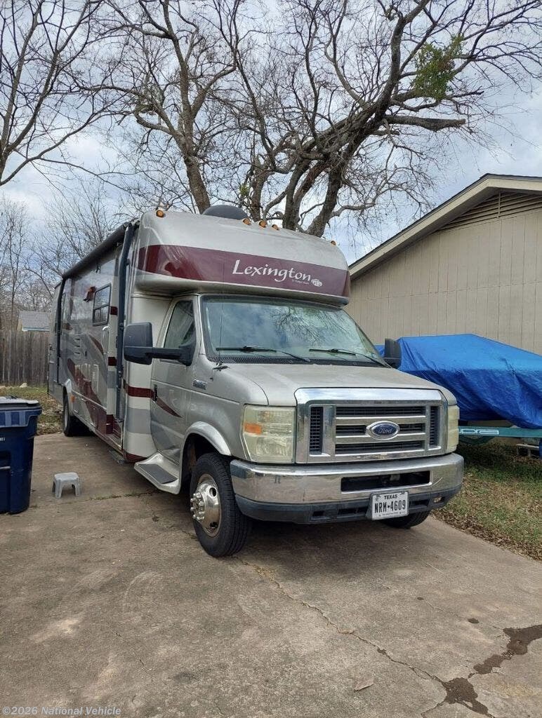 2008 Forest River Lexington Grand Touring 300SS - Used Class C For Sale by National Vehicle in Leander, Texas