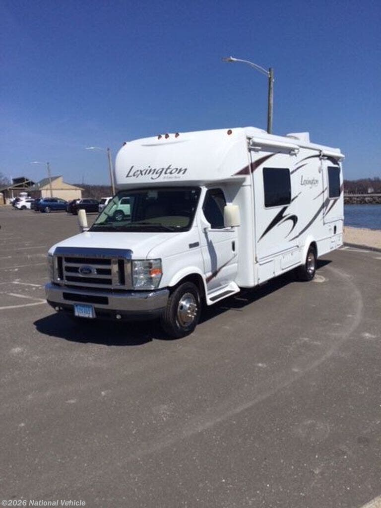 2010 Forest River Lexington Grand Touring 255DS - Used Class C For Sale by National Vehicle in Stamford, Connecticut