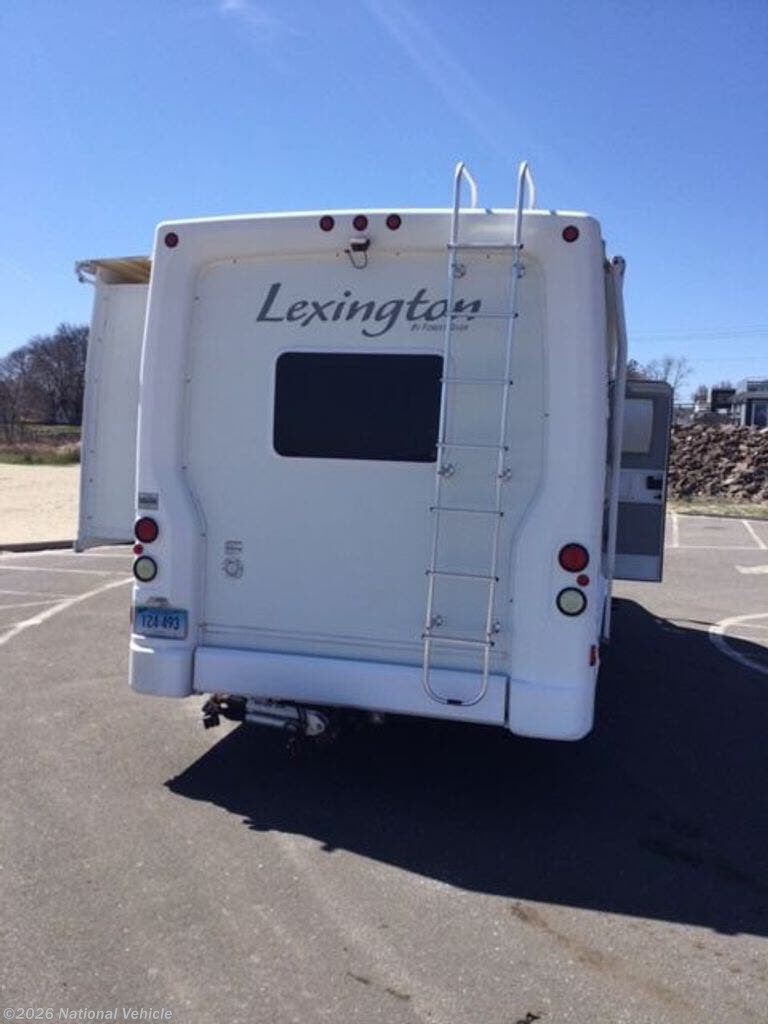2010 Lexington Grand Touring 255DS by Forest River from National Vehicle in Stamford, Connecticut