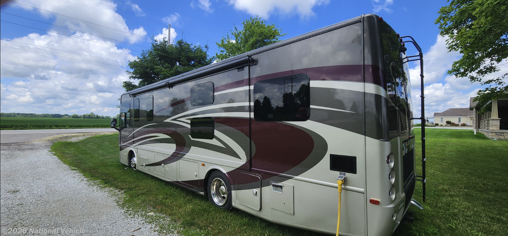 2015 Palazzo 33.3 by Thor Motor Coach from National Vehicle in Greensburg, Indiana