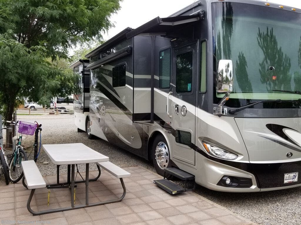 2017 Phaeton 40QBH by Tiffin from National Vehicle in Glendale, Arizona