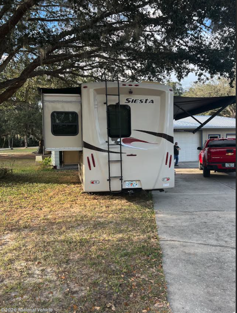 Used 2016 Thor Motor Coach Four Winds Siesta 24SS available in Ocklawaha, Florida