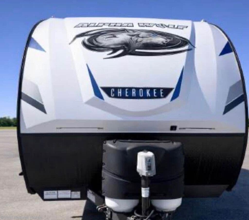 2022 Forest River Cherokee Alpha Wolf 26DBH-L - Used Travel Trailer For Sale by National Vehicle in Pittsburgh, Pennsylvania