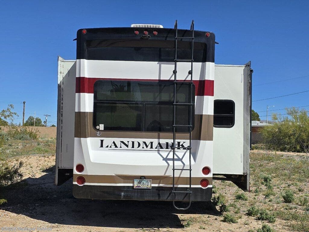 Used 2016 Heartland Landmark 365 Orlando available in Tucson, Arizona
