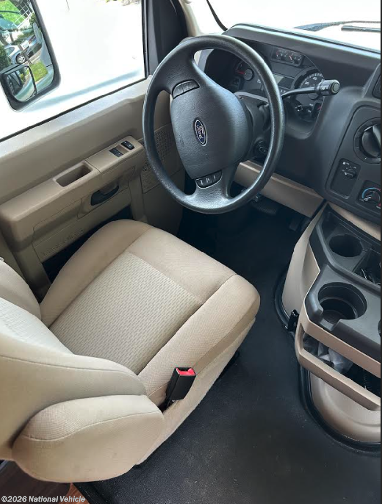 2013 Freelander 31DS by Coachmen from National Vehicle in Seymour, Connecticut