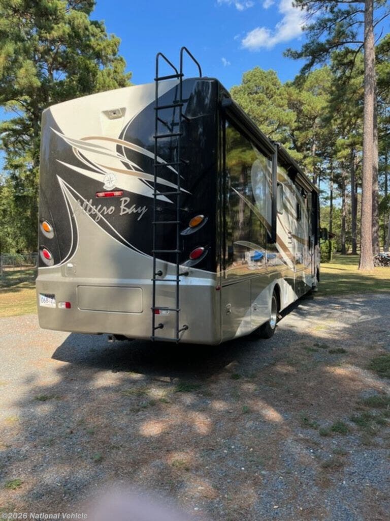 2009 Tiffin Allegro Bay 35TSB - Used Class A For Sale by National Vehicle in Ashtown, Arkansas